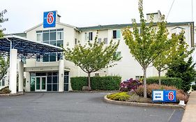 Motel 6 Lincoln City, Or